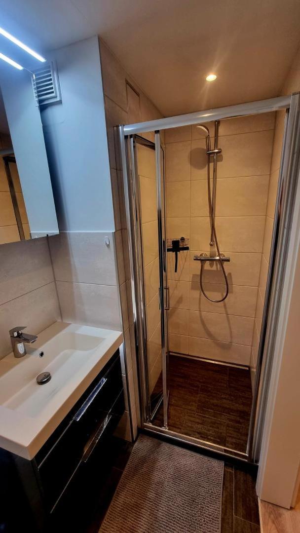 Neu! Ferienwohnung Mien Luette Boe Spo Sankt Peter-Ording Bagian luar foto